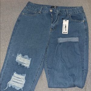 Boohoo High-Rise Distressed Boyfriend Jeans